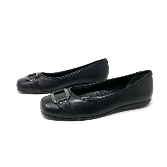 Trotters Sizzle Black Leather Ballet Flats NARROW - Picture 2 of 8